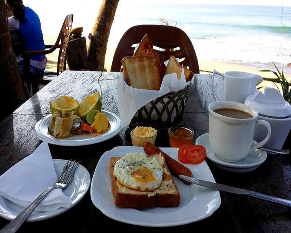 Time N Tide Beach Resort Hikkaduwa Luaran gambar