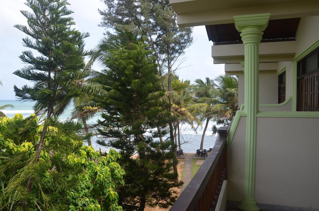 Time N Tide Beach Resort Hikkaduwa Luaran gambar